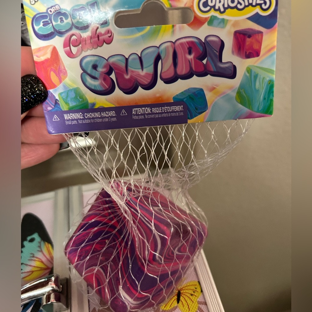 NWT Cube Stress Squishy Toy - Pink & Purple - Picture 3 of 3